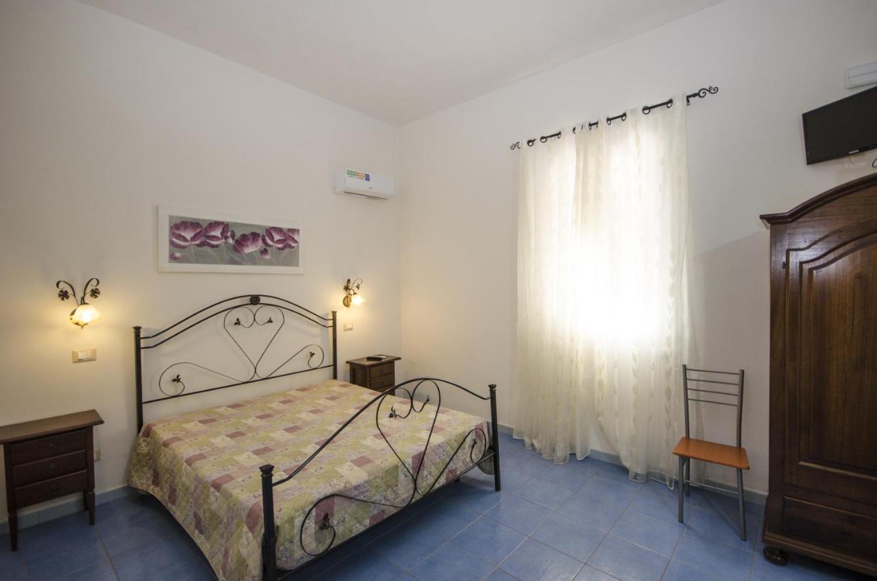 Appartamenti Da Clarissa Macari Luaran gambar